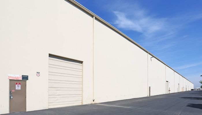 Warehouse Space for Rent at 7940 W Doe Ave Visalia, CA 93291 - #3