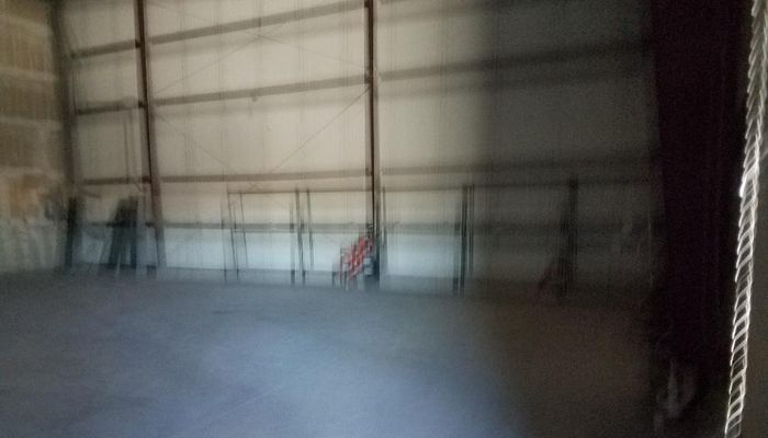 Warehouse Space for Rent at 10881 Santa Fe Ave Hesperia, CA 92345 - #6