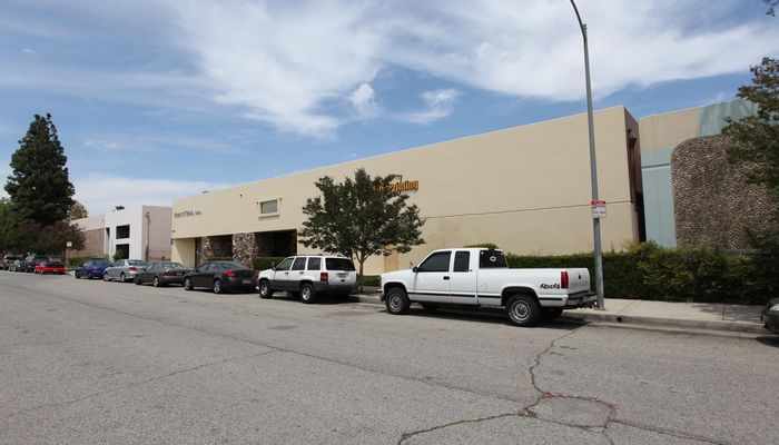 Warehouse Space for Rent at 21333 Deering Ct Canoga Park, CA 91304 - #7