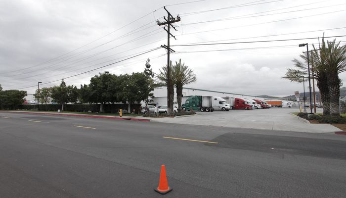Warehouse Space for Rent at 875-943 S Azusa Ave City Of Industry, CA 91748 - #4