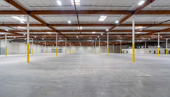 Warehouse Space for Rent at 7227 Telegraph Rd Montebello, CA 90640 - #11
