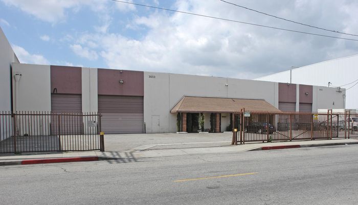 Warehouse Space for Rent at 3651-3653 Sierra Pine Ave Vernon, CA 90058 - #1