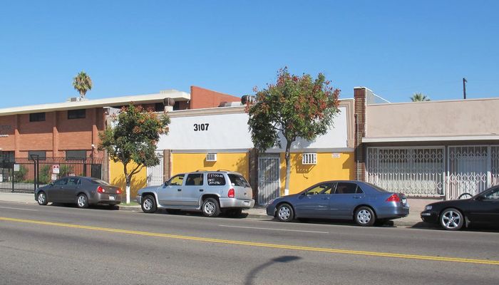 Warehouse Space for Rent at 3105-3107 W Jefferson Blvd Los Angeles, CA 90018 - #9