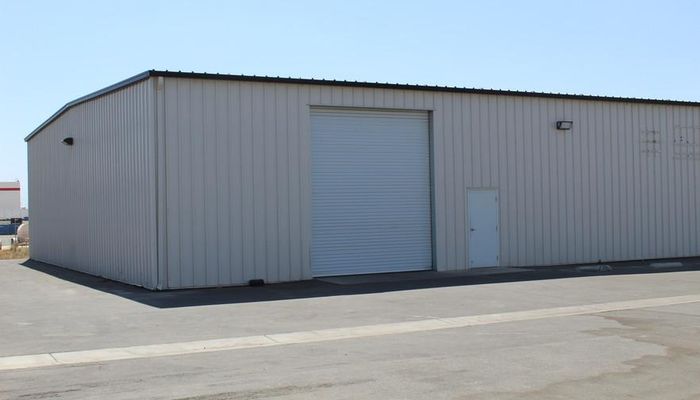 Warehouse Space for Rent at 5221 Gilmore Ave Bakersfield, CA 93308 - #10