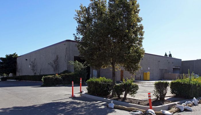 Warehouse Space for Rent at 835 Flynn Rd Camarillo, CA 93012 - #4