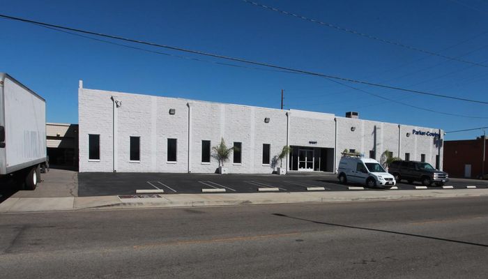 Warehouse Space for Rent at 19607-19611 Prairie St Northridge, CA 91324 - #5