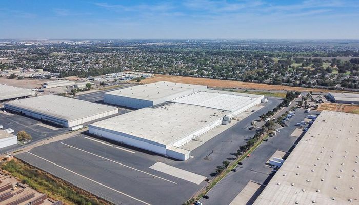 Warehouse Space for Rent at 1624 Army Ct Stockton, CA 95206 - #1