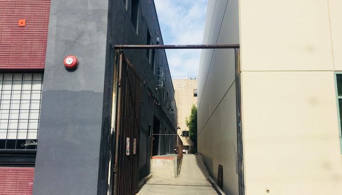 Warehouse Space for Rent at 941 E 2nd St Los Angeles, CA 90012 - #8