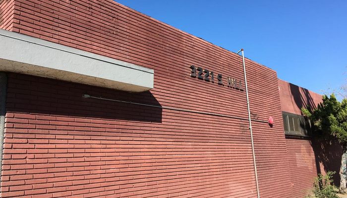 Warehouse Space for Rent at 3221 S Hill St Los Angeles, CA 90007 - #14