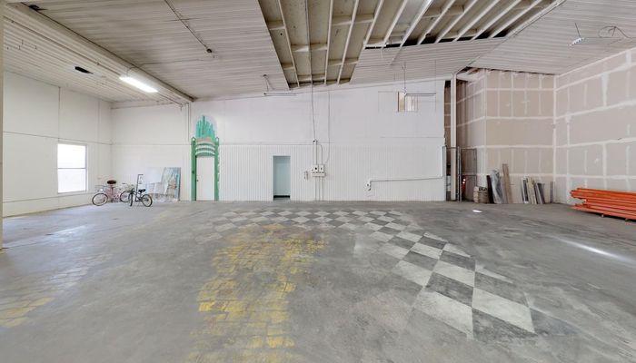 Warehouse Space for Rent at 847 W 15th St Long Beach, CA 90813 - #10