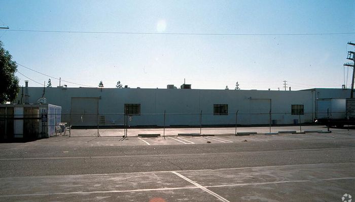 Warehouse Space for Rent at 20721 Superior St Chatsworth, CA 91311 - #5
