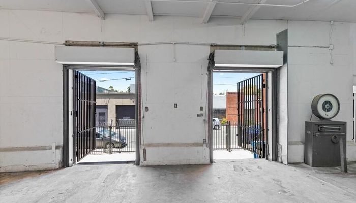 Warehouse Space for Rent at 410-420 E Beach Ave Inglewood, CA 90302 - #8