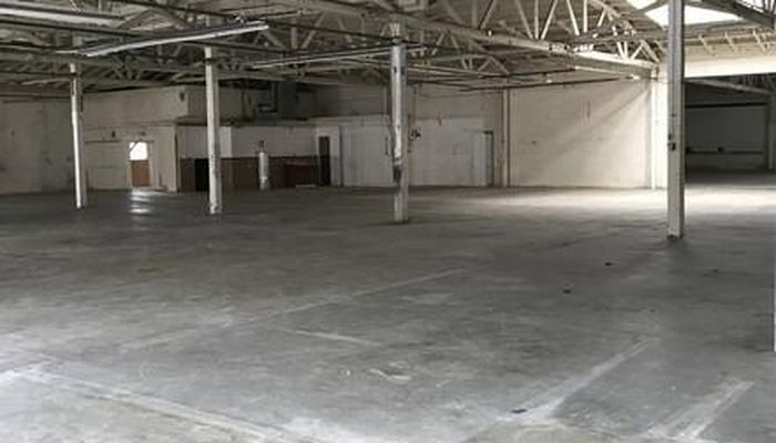 Warehouse Space for Rent at 6100-6106 Avalon Blvd Los Angeles, CA 90003 - #4