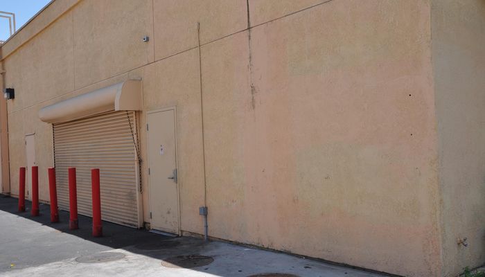 Warehouse Space for Rent at 9765 Sierra Ave. Fontana, CA 92335 - #2