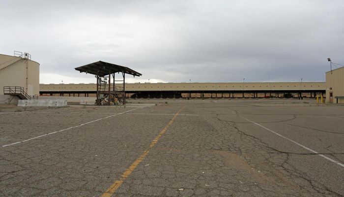 Warehouse Space for Rent at 2951 Lenwood Rd Barstow, CA 92311 - #16