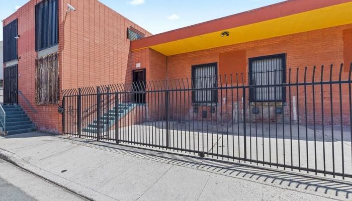 Warehouse Space for Rent at 410-420 E Beach Ave Inglewood, CA 90302 - #25