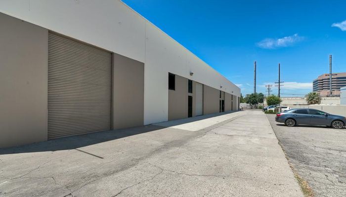 Warehouse Space for Rent at 6400 Variel Ave Woodland Hills, CA 91367 - #15