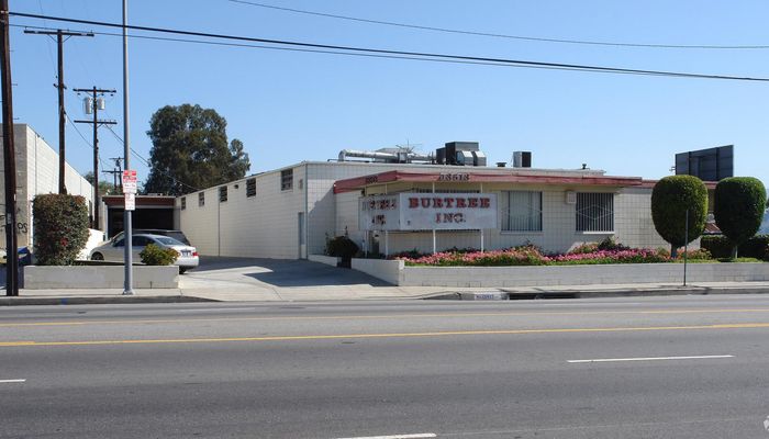 Warehouse Space for Rent at 13513 Sherman Way Van Nuys, CA 91405 - #1