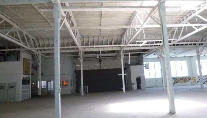 Warehouse Space for Rent at 2250 Los Angeles St Fresno, CA 93721 - #8