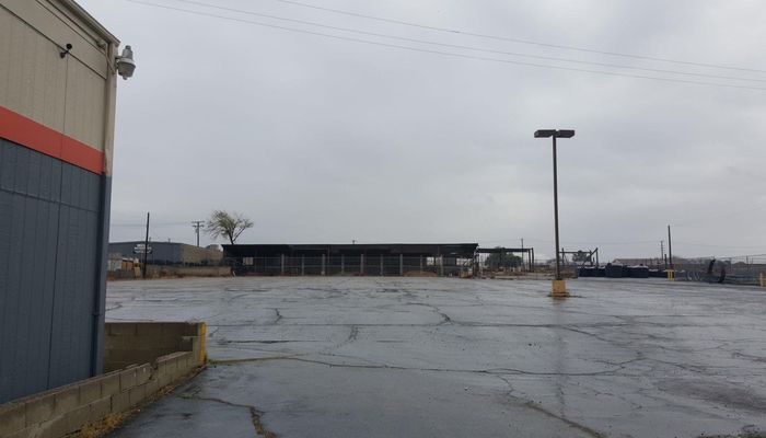 Warehouse Space for Rent at 2400 W Main St Barstow, CA 92311 - #4