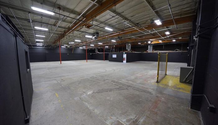 Warehouse Space for Rent at 8427 Canoga Ave Canoga Park, CA 91304 - #3