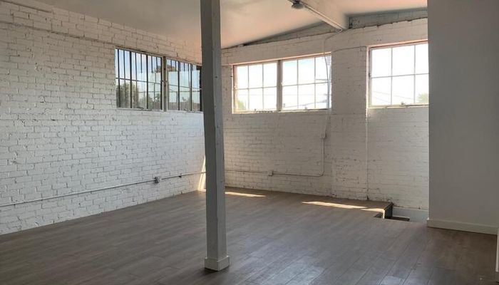 Warehouse Space for Rent at 7612 S Vermont Ave Los Angeles, CA 90044 - #3