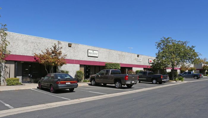 Warehouse Space for Rent at 4317-4343 N Golden State Blvd Fresno, CA 93722 - #5