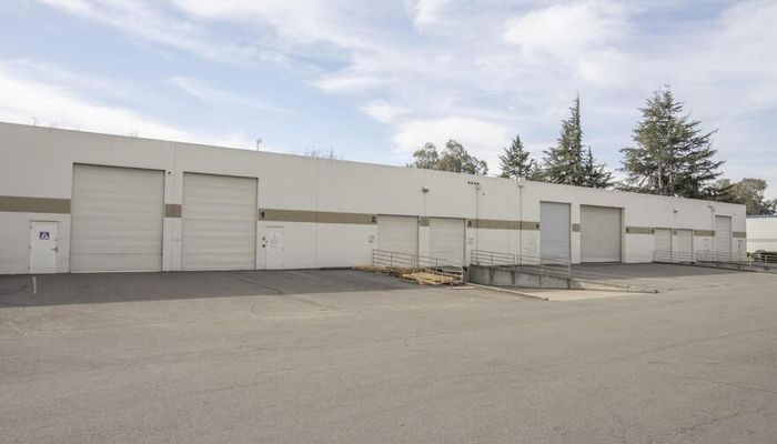 Warehouse Space for Rent at 30800-30974 Santana St Hayward, CA 94544 - #13