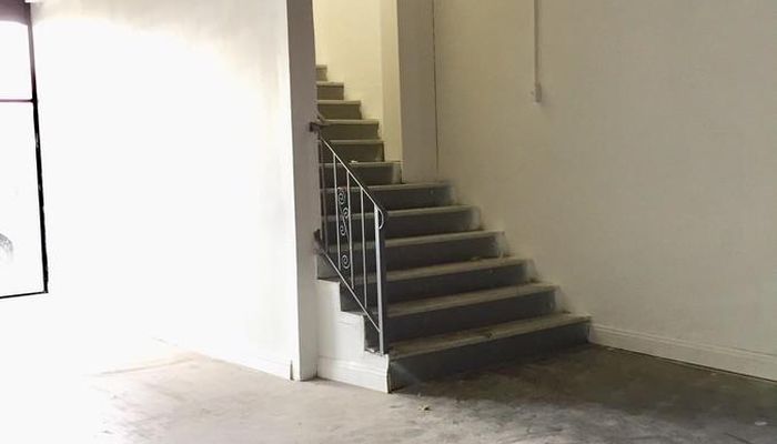 Warehouse Space for Rent at 900-934 S San Pedro St Los Angeles, CA 90015 - #27