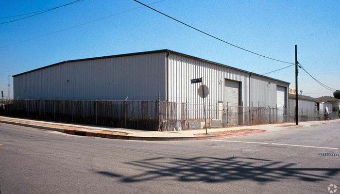 Warehouse Space for Rent at 903 Flint Ave Wilmington, CA 90744 - #16