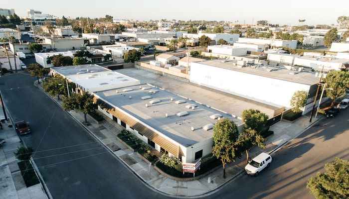 Warehouse Space for Rent at 1621-1625 Ohms Way Costa Mesa, CA 92627 - #14