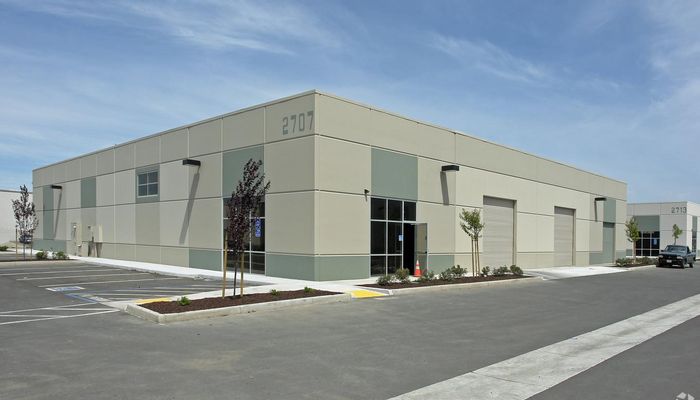 Warehouse Space for Rent at 2707 Boeing Way Stockton, CA 95206 - #1
