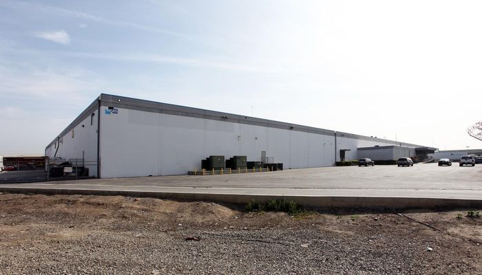 Warehouse Space for Rent at 14585-14589 Industry Cir La Mirada, CA 90638 - #6