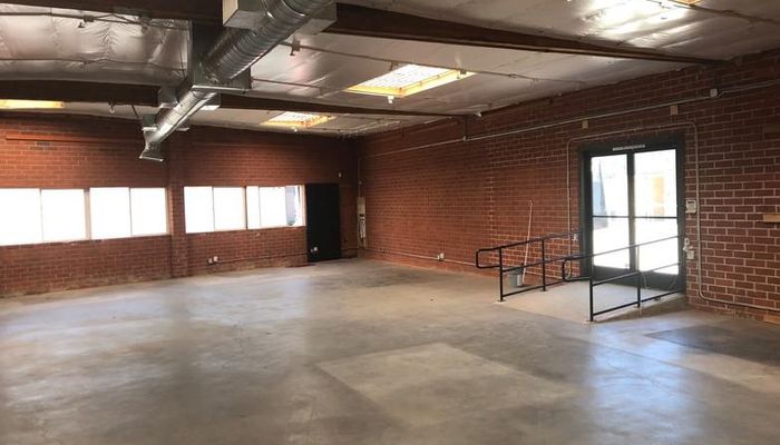 Warehouse Space for Rent at 5207-5221 W Jefferson Blvd Los Angeles, CA 90016 - #2