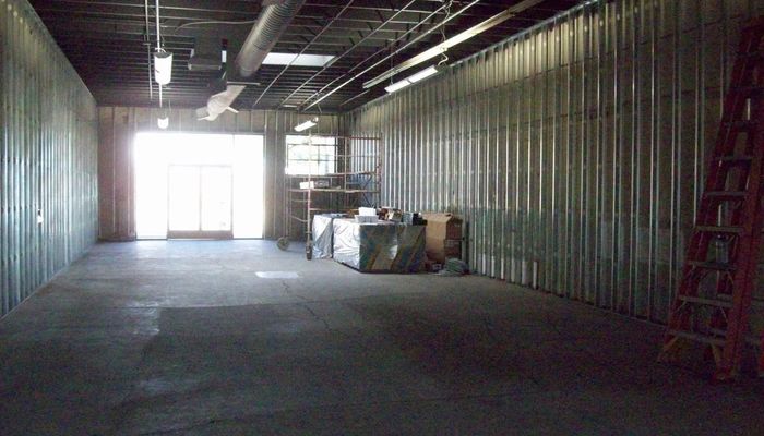 Warehouse Space for Rent at 2705-2707 W Empire Ave Burbank, CA 91504 - #4