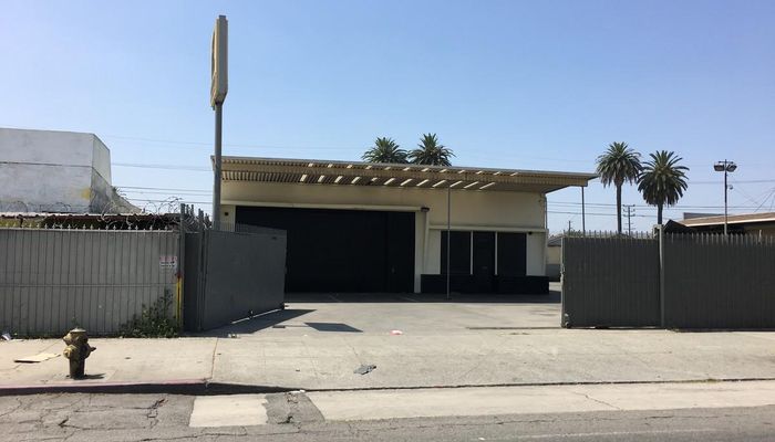 Warehouse Space for Rent at 818-828 E Manchester Ave Los Angeles, CA 90001 - #5