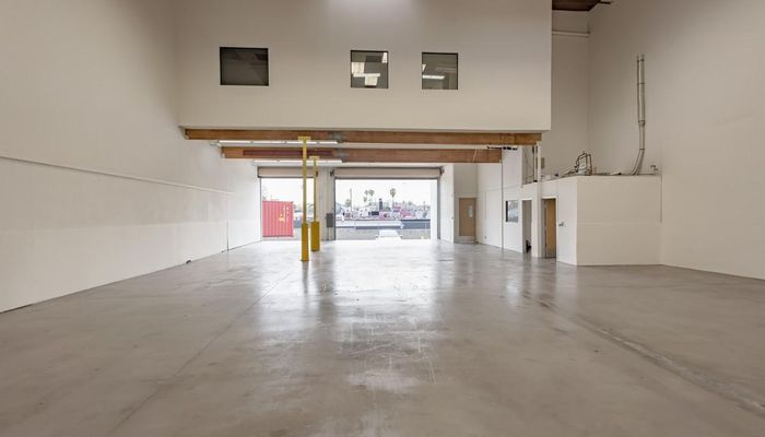 Warehouse Space for Rent at 800-808 S Hindry Ave Inglewood, CA 90301 - #14