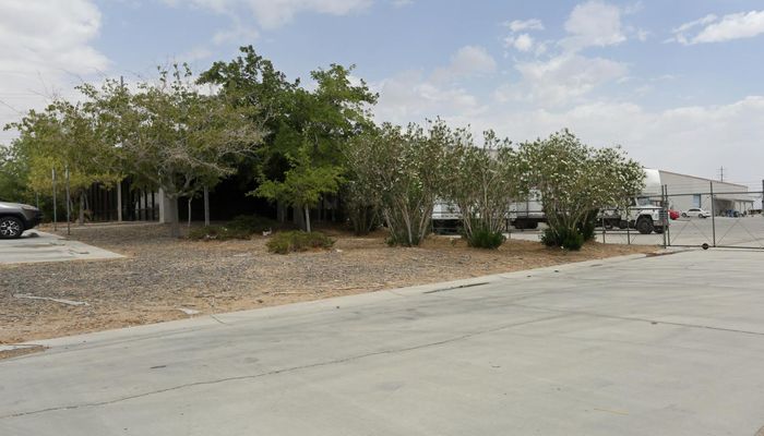 Warehouse Space for Rent at 10019 Yucca Rd Adelanto, CA 92301 - #7