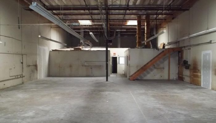 Warehouse Space for Rent at 25155 - 25167 Avenue Stanford Valencia, CA 91355 - #4