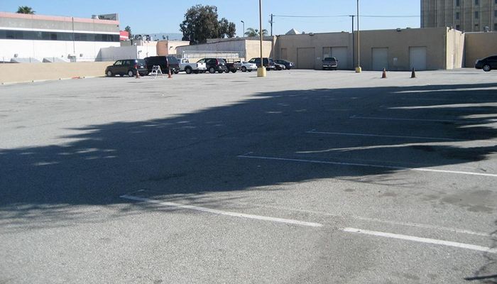 Warehouse Space for Rent at 233-241 N Westmoreland Ave Los Angeles, CA 90004 - #5