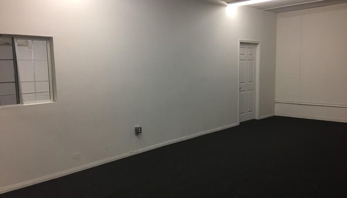 Warehouse Space for Rent at 2330 S Broadway Los Angeles, CA 90007 - #15
