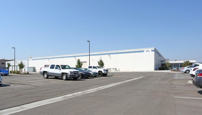Warehouse Space for Rent at 8929 W Goshen Ave Visalia, CA 93291 - #1