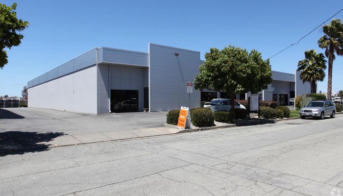Warehouse Space for Rent at 814-838 Bransten Rd San Carlos, CA 94070 - #2