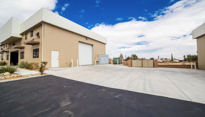 Warehouse Space for Rent at 10653 G Ave Hesperia, CA 92345 - #5
