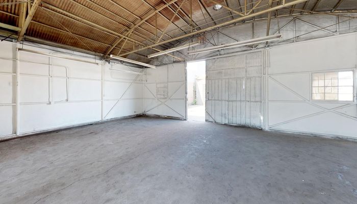 Warehouse Space for Rent at 1425 Santa Fe Ave Long Beach, CA 90813 - #38