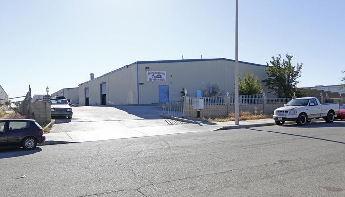 Warehouse Space for Rent at 42636-42640 8th St W Lancaster, CA 93534 - #1