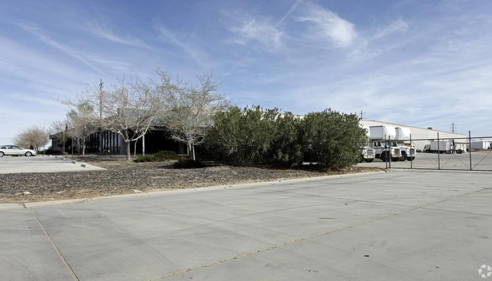 Warehouse Space for Rent at 10019 Yucca Rd Adelanto, CA 92301 - #4