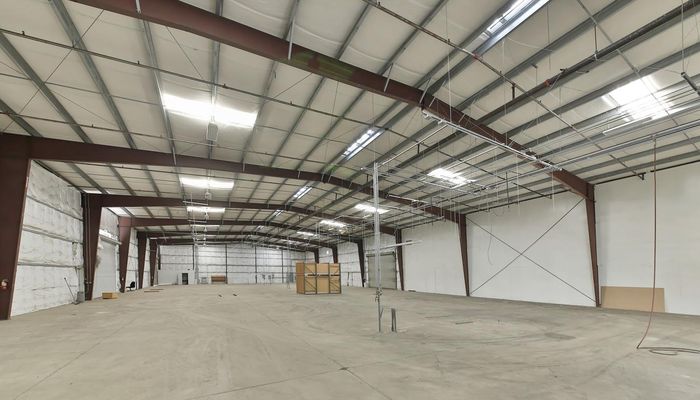 Warehouse Space for Rent at 4734 E Jensen Ave Fresno, CA 93725 - #4