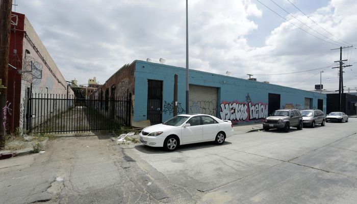 Warehouse Space for Rent at 658-660 S Anderson St Los Angeles, CA 90023 - #5