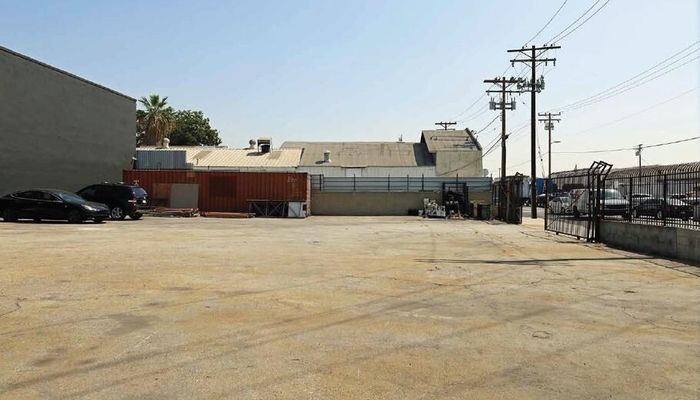 Warehouse Space for Rent at 3716 S Alameda St Vernon, CA 90058 - #3